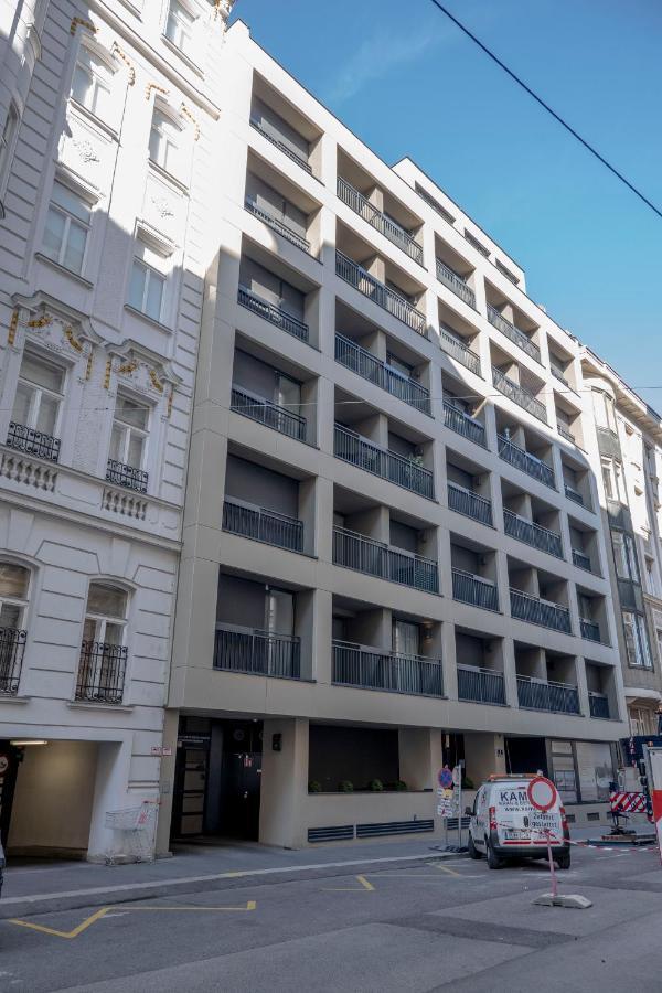 Moderne Trifft Tradition Im Herzen Wiens ภายนอก รูปภาพ